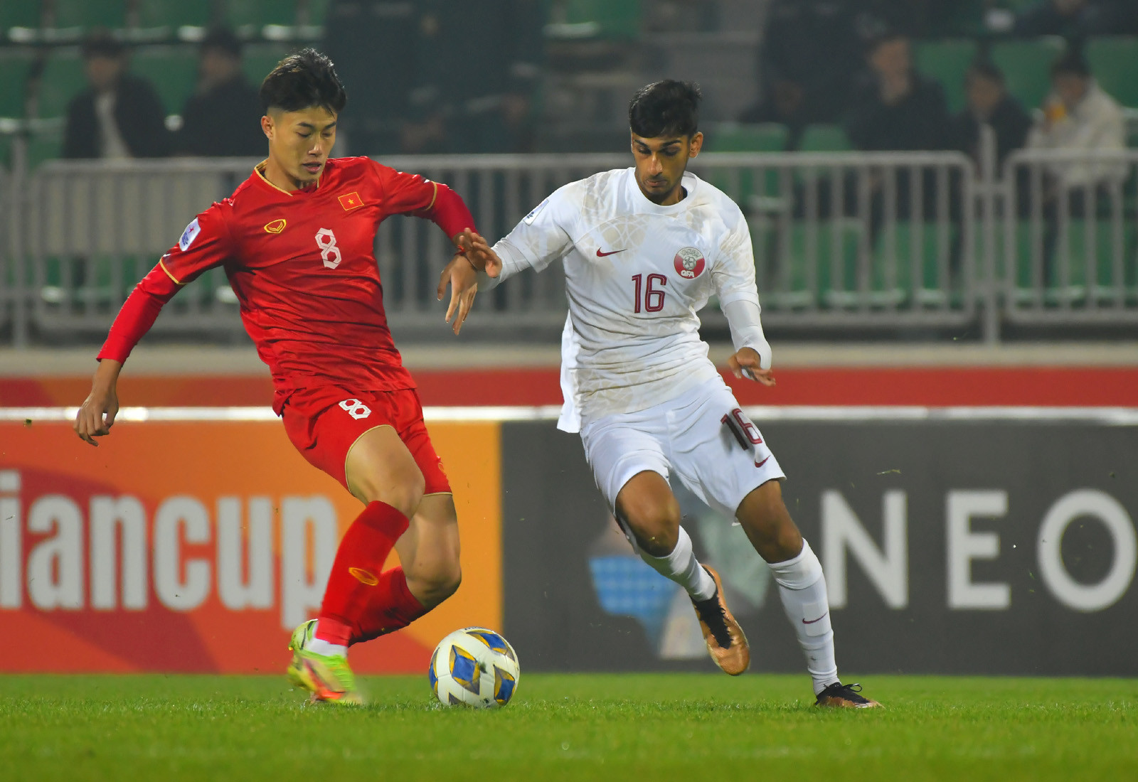 HLV Felix Sanchez: Một nhân vật đáng chú ý